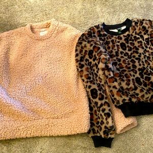 💥bundle 2 Sherpa womans sweaters size s/xs